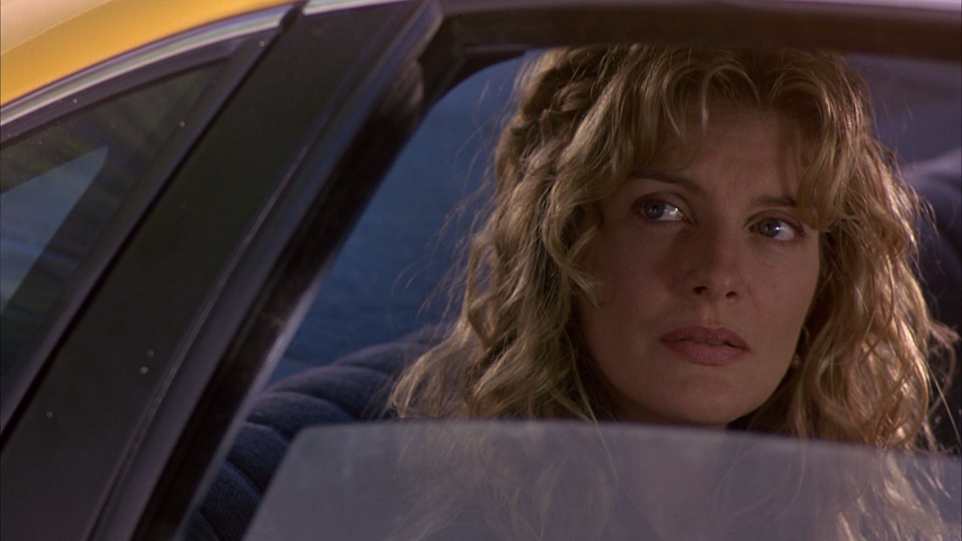 Outbreak Bluray Dustin Hoffman Rene Russo